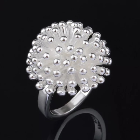 Silver Plated 925 Firework Flower Ring size 6 - Picture 3 of 4